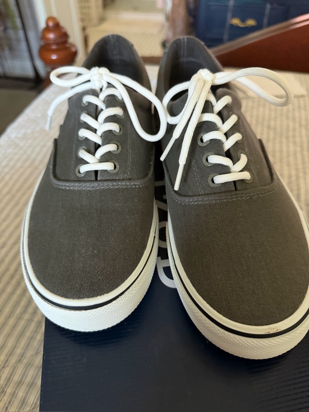 IZOD Men’s Rangley Izod NIB Size 9.5. Only $25!!!